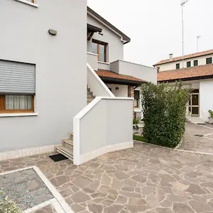 Casa Di Chiara Vicino Venezia E Aeroporto Vce Appartamento